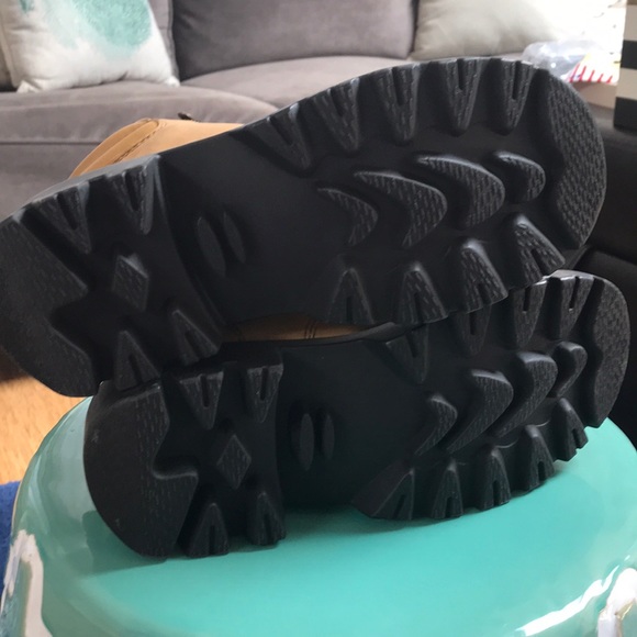 Men’s like new Work Boots! - Picture 5 of 5